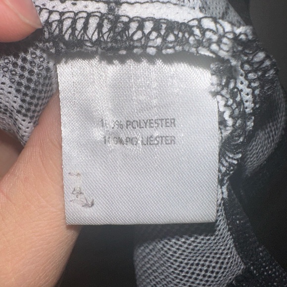 Crooks & Castle Size M/L - Picture 3 of 5